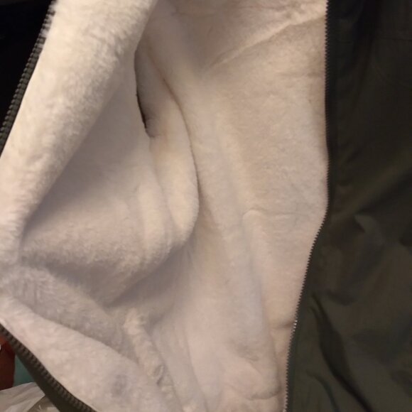 UGG Kayleigh Reversible Hoodie Jacket - Picture 9 of 11